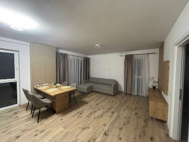 Inchiriez apartament 3 camere, Reghin, River Park