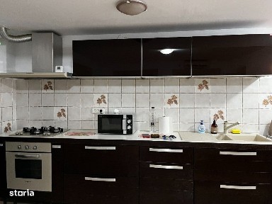 BRASADAS inchiriaza apartament cu 3 camere zona Mihai Bravu