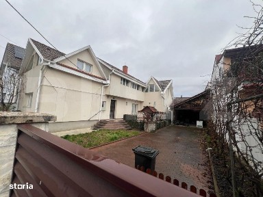 Casa de vanzare, 229 mp, cartierul 7 Noiembrie