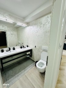 Inchiriez apartament cu 3 camere Telegrafului