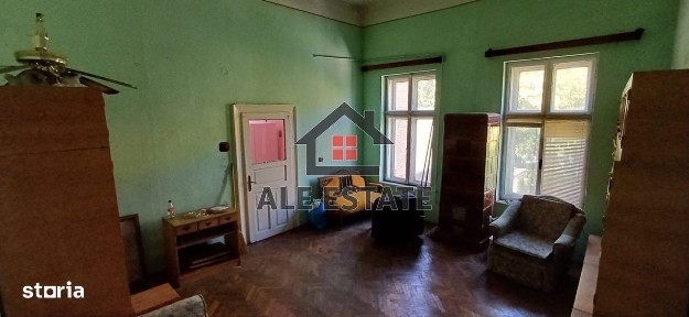 Apartament 1 cameră - 40 mp - Etaj 1 - Zona Centru, Turda