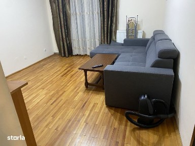 Inchiriez apartament 4 camere