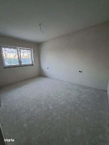 Vanzare apartament 3 camere