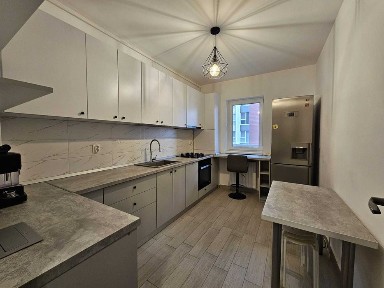 apartament 2 camere decomandat 63 mp biruintei metrou leonida berceni