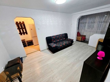 Inchiriere apartament 3 camere mobilat