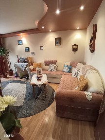 Zona Farmacia Balsam, 3 camere,pret 82500E