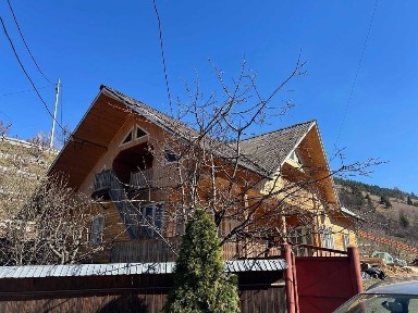 Casa de locuit si investitie hidro in comuna Damuc