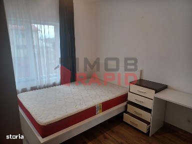 Apartament cu 4 camere, Zona Calea Moldovei