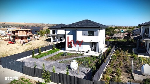 Vila Individuala P+M, 4 Camere, 2 Bai - Letcani, Banu