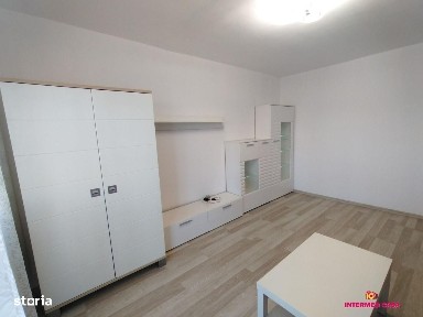Apartament 2 cam decomandat zona Blv. Mihai viteazu