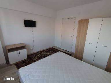 INCHIRIEZ apartament 2 camere decomandat,renovat,zona Mihai Viteazul
