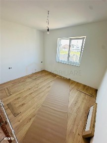 GIROC - Apartamente cu 1 si 2 camere - Etaje intermediar - Curte priva