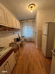 Apartament două camere - etaj 1 - zona Comisariat