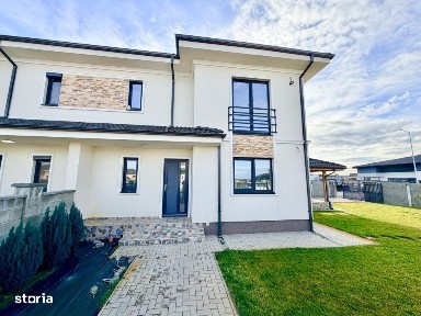 Duplex cu 4 camere, mobilat si utilat -103 mp- Mosnita - Drumul Boilor