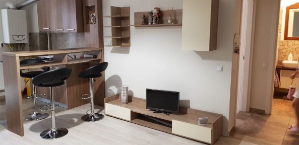 Inchiriez apartament 2 camere, Tineretului 17, blocul cu Avantgarde