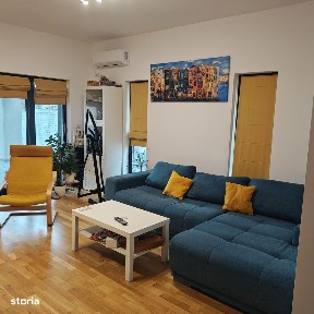 Proprietar vand duplex unit prin garaj