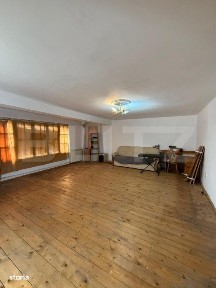 Casa cu teren generos intr-o zona premium - Ideala pentru Locuinta s