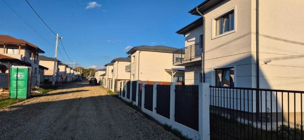 Casa (intabulata) de vanzare in Rediu, Breazu