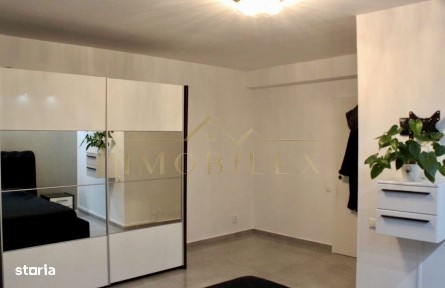 Apartament spatios 3 camere,68 mp, terasa 48 mp, zona Vivo