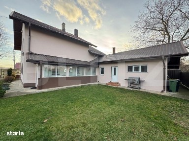 Casa individula de vanzare, 4 camere, zona Mihoveni