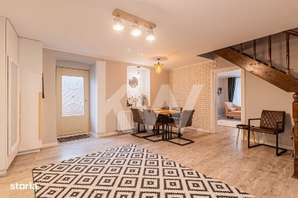 Oaza de Eleganta in Inima Brasovului - Apartament de Vanzare, Str. L