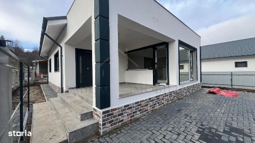 Casa Individuala de vanzare Onesti