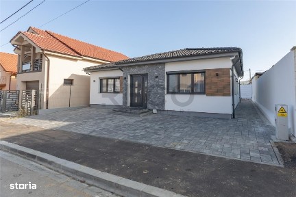 Casa de vanzare in Cihei - 500 mp | Variante: La rosu Semifinisat