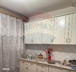 Apartament cu 3 camere de vânzare în zona Central
