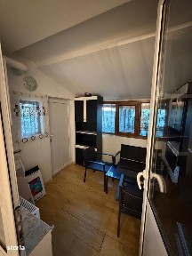 Vanzare apartament cu 2 camere parter Micro 19 ( bloc N3), pret 47 mii.