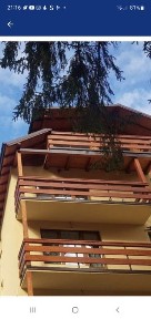 Vând apartament mobilat și utilat complet, lângă Pârtia Kalinderu.