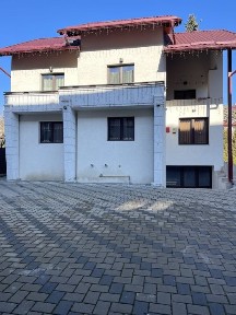 Pensiune, casă, vilă în Gura Humorului