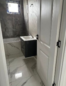 casa 3 camere la cheie de vânzare în Mândrești