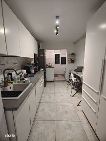 4 camere, et. 2, vedere lac + parc, loc parcare, boxa, mobilat utilat