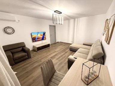 Inchiriez Apartament 2 Camere Renovat 2025 - Doamna Ghica