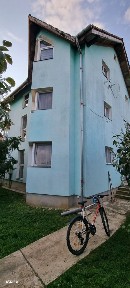 Apartament 2 camere în vilă cu curte. Parcare interioară.Str.Beiușului