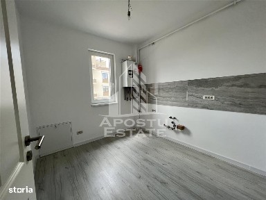 Apartament cu 2 camere, bucatarie inchisa in Giroc la asfalt