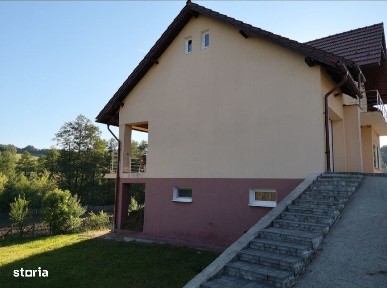 Casa de vanzare 15 km de Ramnicu Valcea, aproape de autostrada