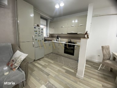 Apartament 3 camere, etaj 2, Calea Moldovei