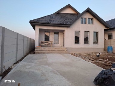 Pantelimon Ilfov,parter,3 camere,2 bai,300mp proprietate