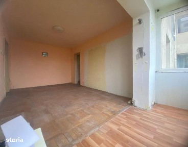 Vanzare apartament cu 3 camere în Micro 6 zonă căutată din Târgoviste