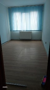 Vand apartament cu 2 camere decomandate