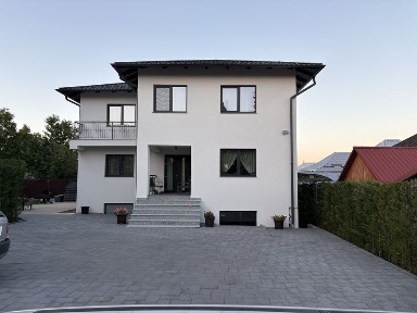 Vand casa zona A in Mun Falticeni