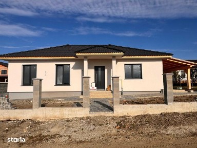 casa de vanzare semifinisat