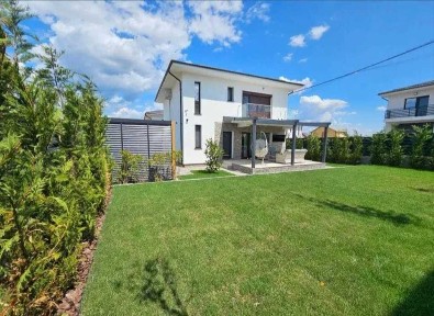 VILĂ PREMIUM FINISAJE DE LUX, complet mobilata și amenajată