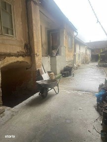 Casa 3 camere, anexe, Ilidia jud. Caras Severin