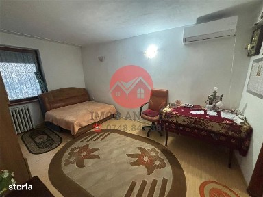 De vanzare - Apartament 2 camere, ultracentral, parter