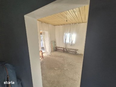 Casa si teren 3500mp in comuna Amaru/BZ ~ 4 camere ~ renovata in 2025