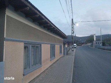 Casa de vanzare cu teren aferent in COMUNA NICULITEL, JUD.TULCEA