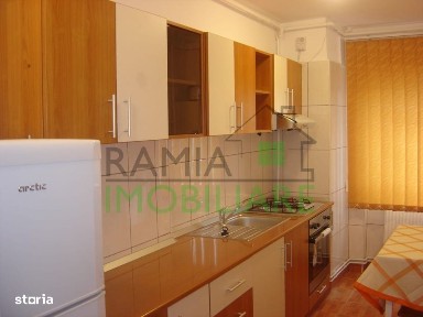 Garsoniera de inchiriat Centrul Civic