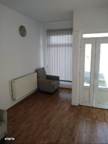 DE VANZARE: Apartament + Spatiu Comercial cart 1 Mai